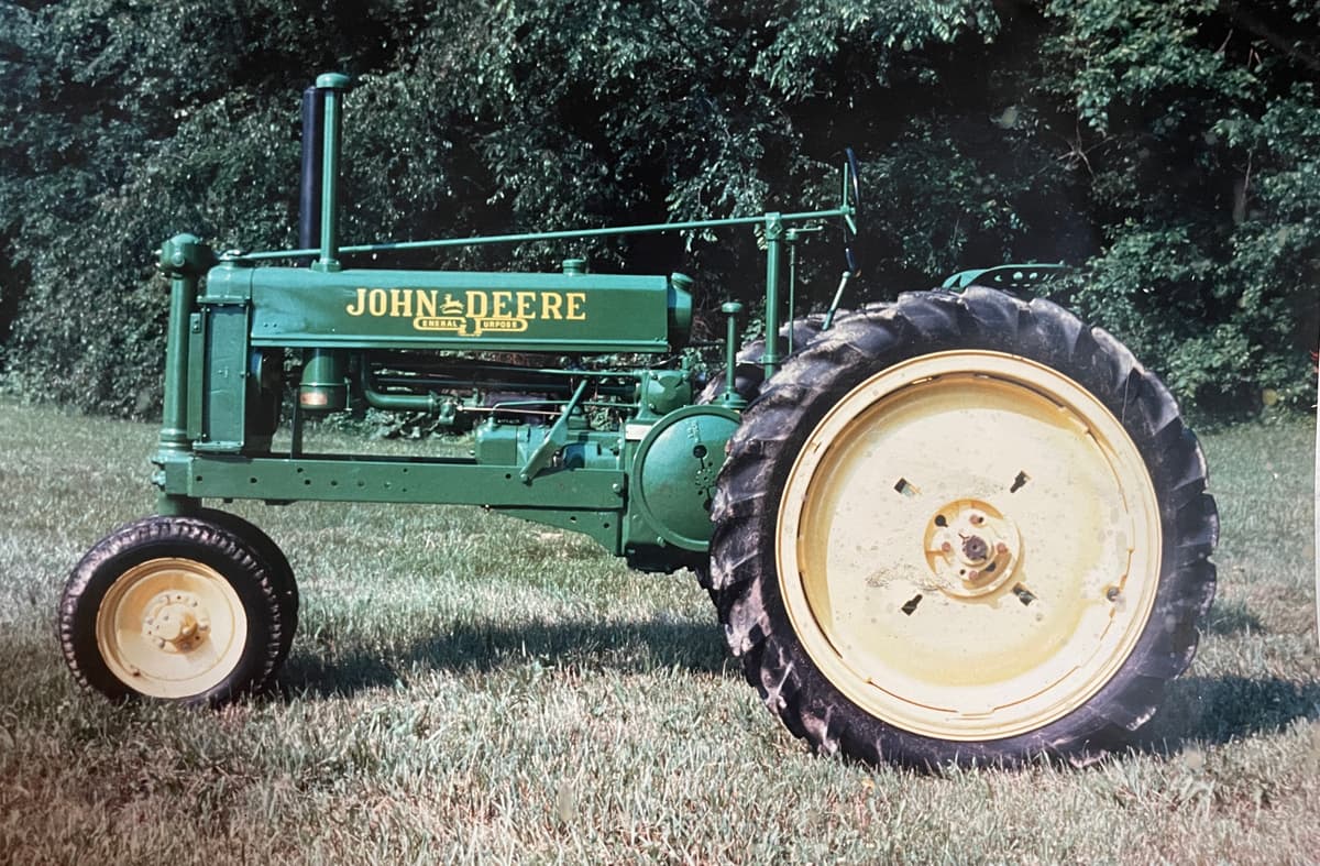 John Deere Model B