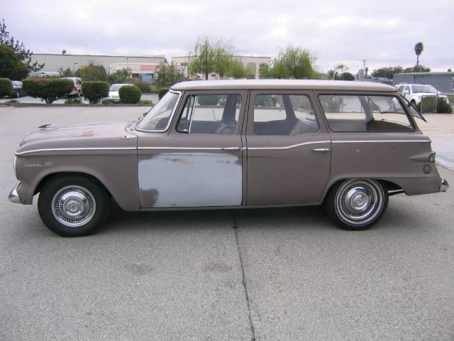 Lark 4 door wagon